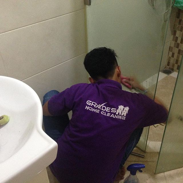 cleaning service kost Surabaya 